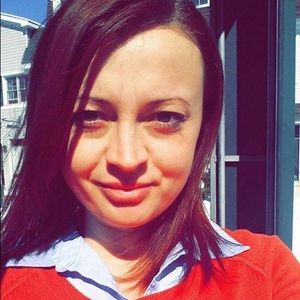 Meet your Posher, Daniela